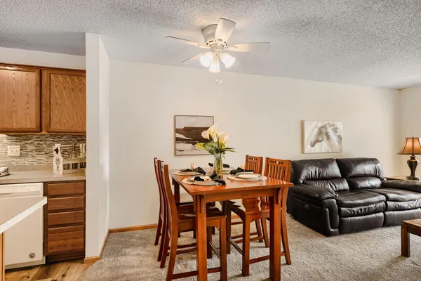 $185,000 | 2231 North Penn Place, Unit 120, North St. Paul, MN 55109