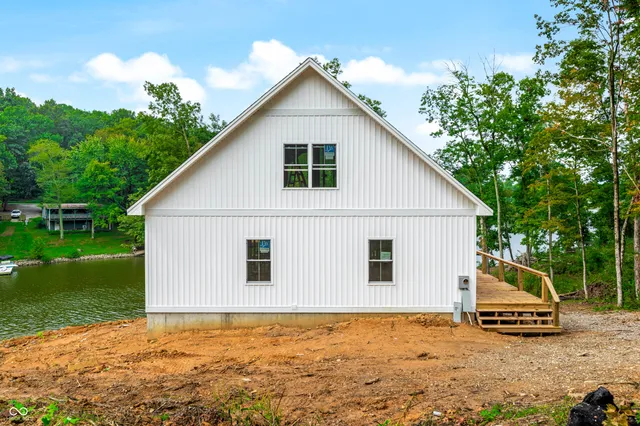 $469,900 | 1318 Forest Grove Lane, North Vernon, IN 47265