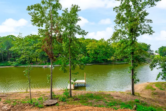 $469,900 | 1318 Forest Grove Lane, North Vernon, IN 47265