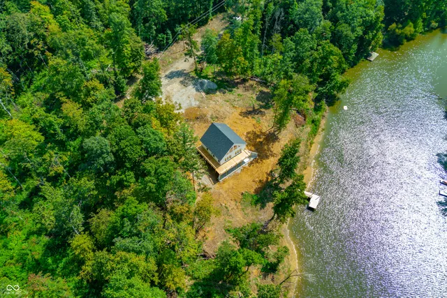 $469,900 | 1318 Forest Grove Lane, North Vernon, IN 47265