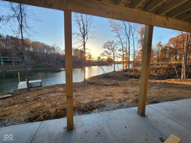 $469,900 | 1318 Forest Grove Lane, North Vernon, IN 47265