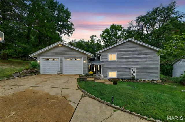 $295,000 | 126 Shaw Drive, Eureka, MO 63025