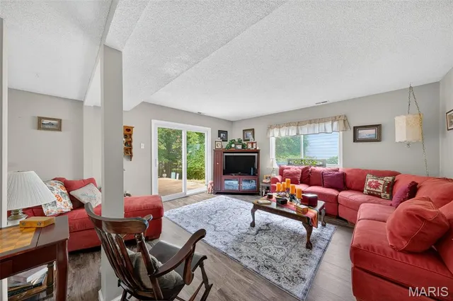 $295,000 | 126 Shaw Drive, Eureka, MO 63025