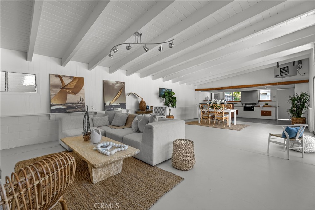 208 West Walnut Avenue El Segundo, CA 90245 - Photo 30 of 38 a living room with furniture and a table