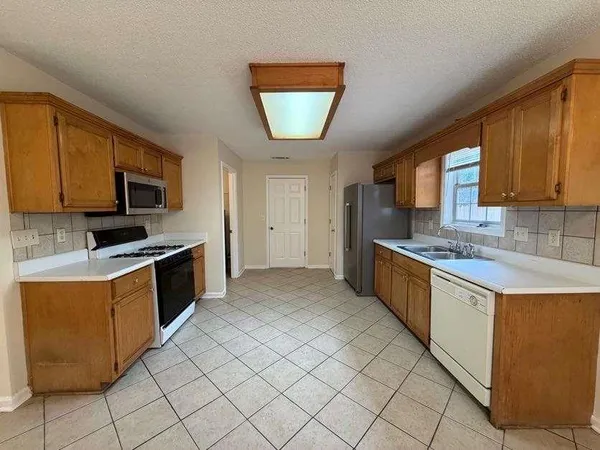 $1,970 | 414 Saddle Shoal Trail, Lawrenceville, GA 30046