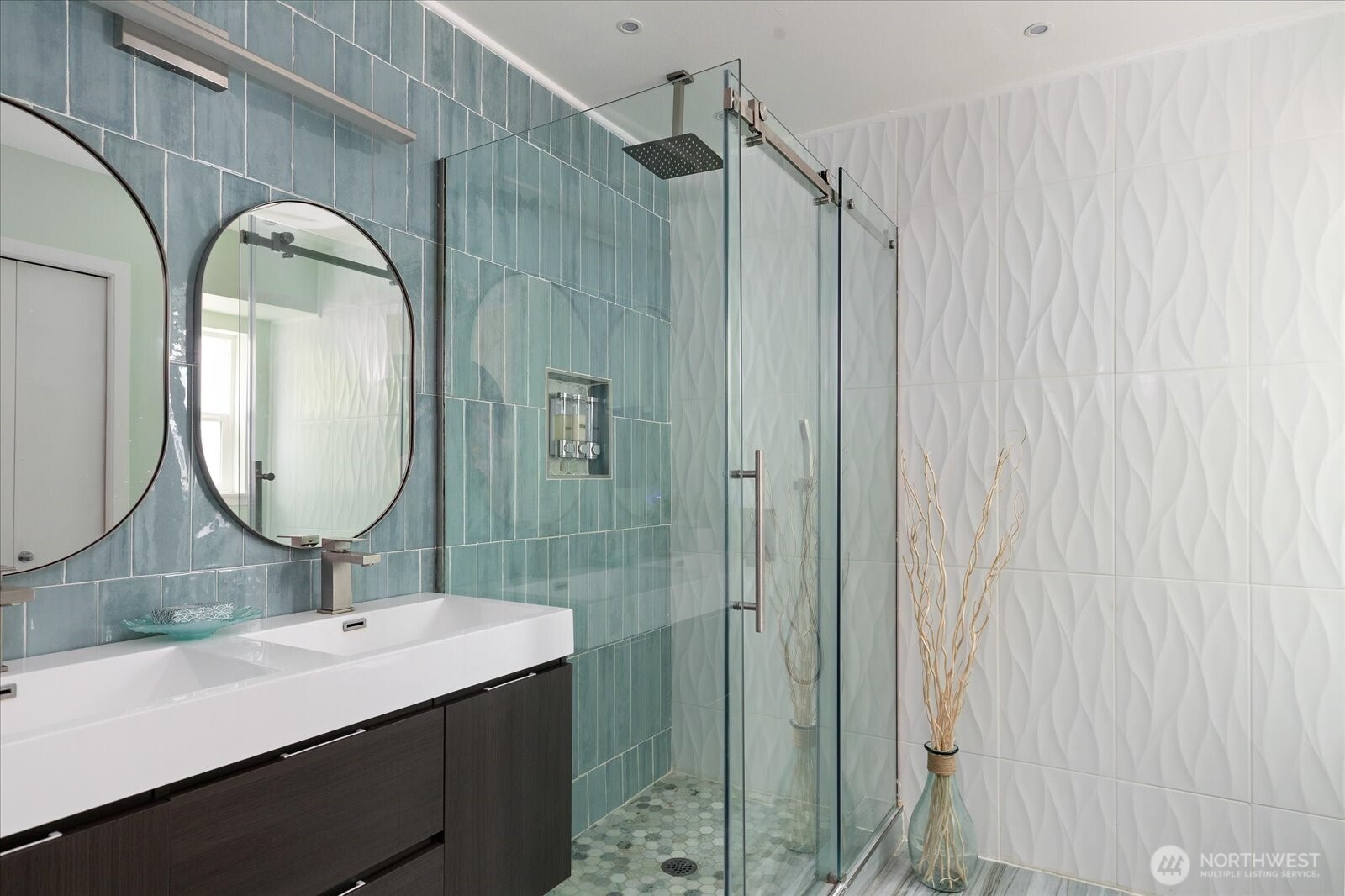 7882 Blakely Avenue Clinton, WA 98236 - Photo 15 of 30