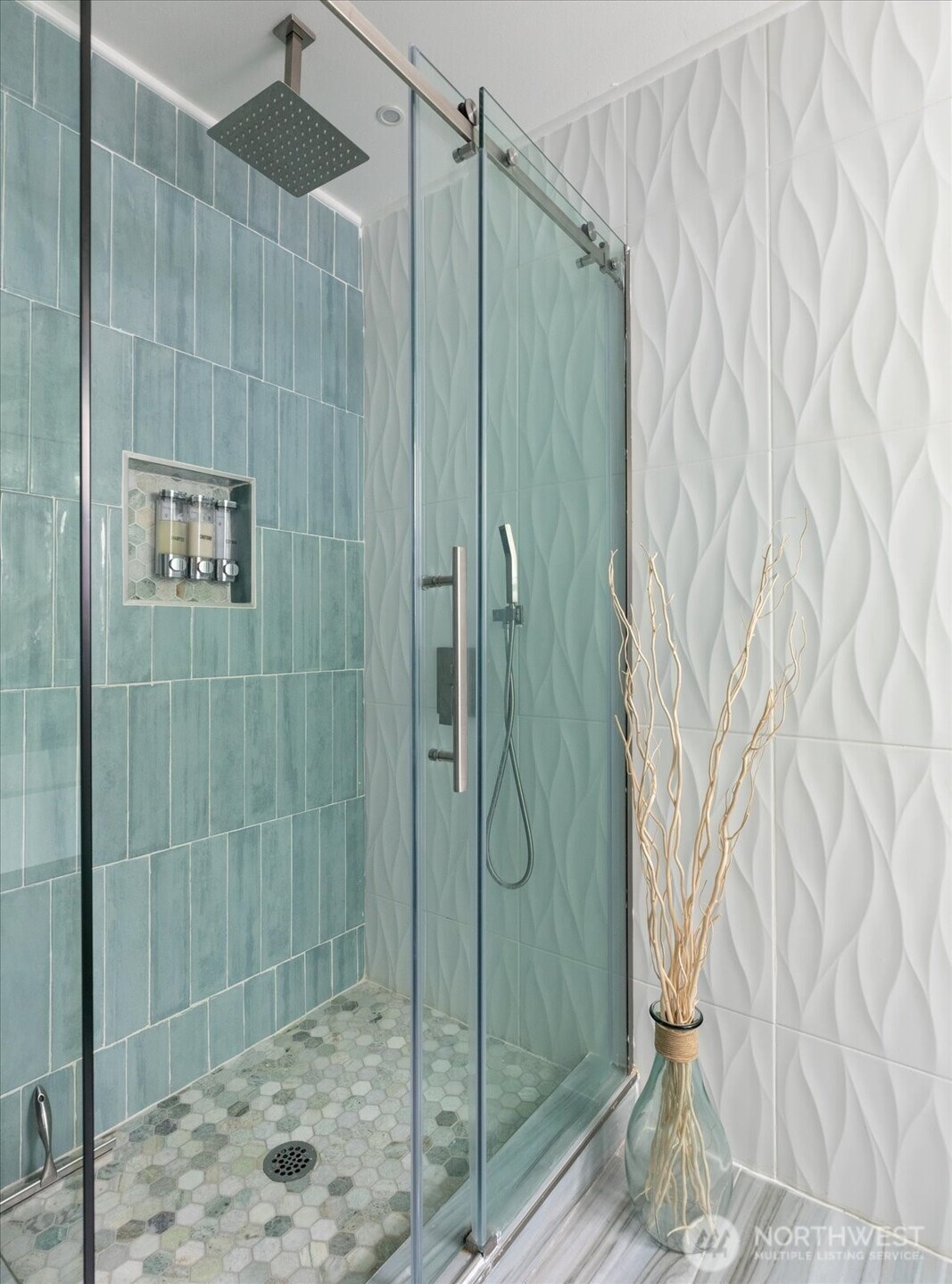 7882 Blakely Avenue Clinton, WA 98236 - Photo 17 of 30