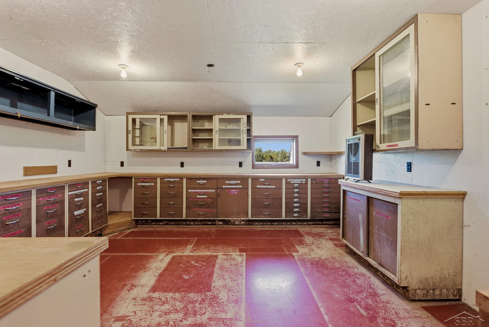 8530 South Orr Road Freeland, MI 48623 - Photo 46 of 61