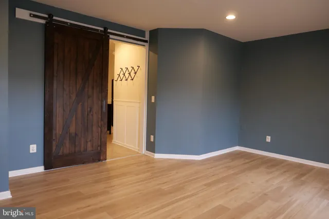 $3,300 | 25152 Sweet Myrtle Square, Aldie, VA 20105