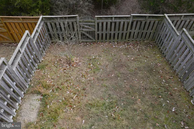 $3,300 | 25152 Sweet Myrtle Square, Aldie, VA 20105