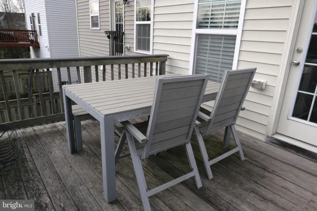 $3,300 | 25152 Sweet Myrtle Square, Aldie, VA 20105