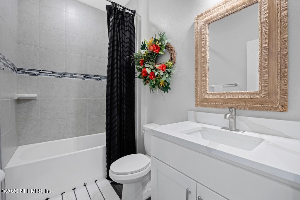 1479 Lake Foxmeadow Road Middleburg, FL 32068 - Photo 24 of 45 Guest Restroom