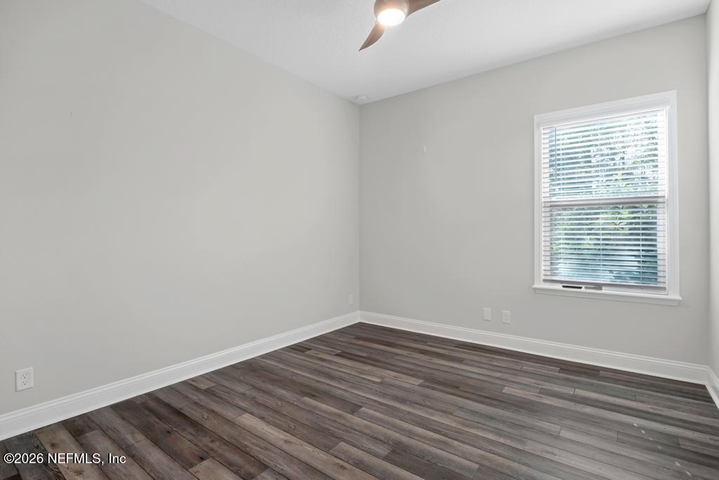 1479 Lake Foxmeadow Road Middleburg, FL 32068 - Photo 29 of 45 Bedroom 4 with In-Suite Restroom