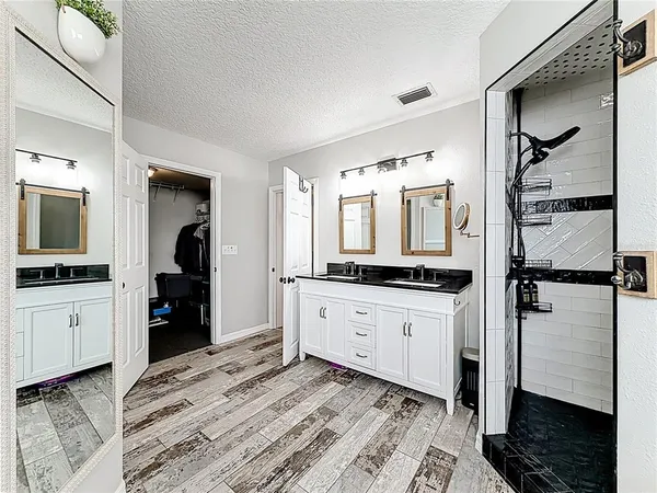 $365,000 | 311 South Central Avenue, Umatilla, FL 32784