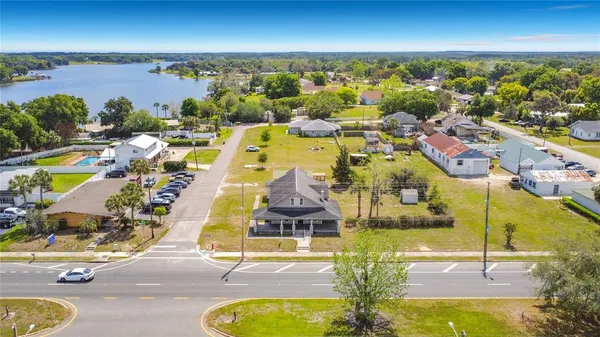 $365,000 | 311 South Central Avenue, Umatilla, FL 32784