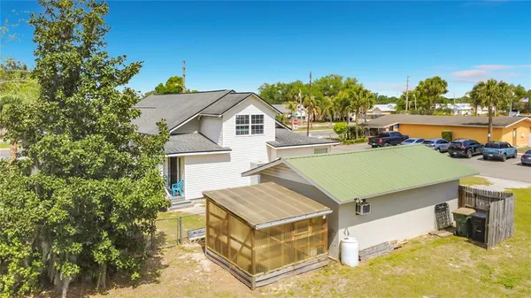 $365,000 | 311 South Central Avenue, Umatilla, FL 32784
