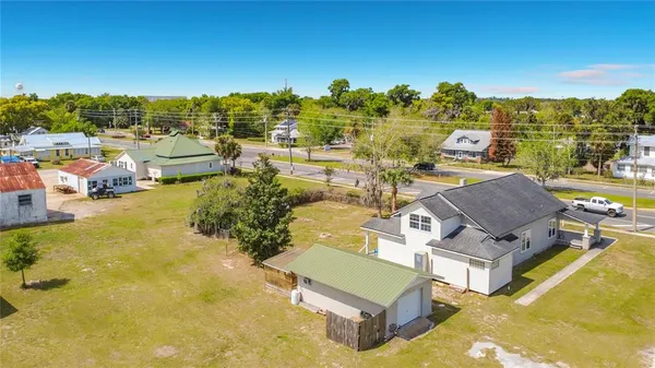 $365,000 | 311 South Central Avenue, Umatilla, FL 32784