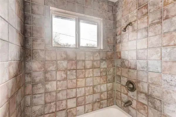 $2,350 | 8901 Jesse James Drive, Austin, TX 78748