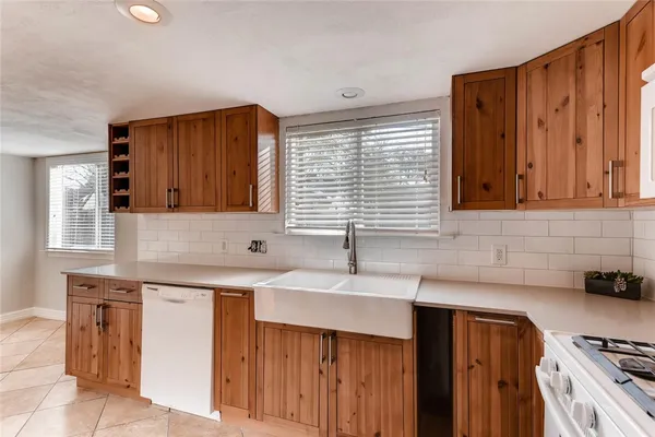 $2,350 | 8901 Jesse James Drive, Austin, TX 78748