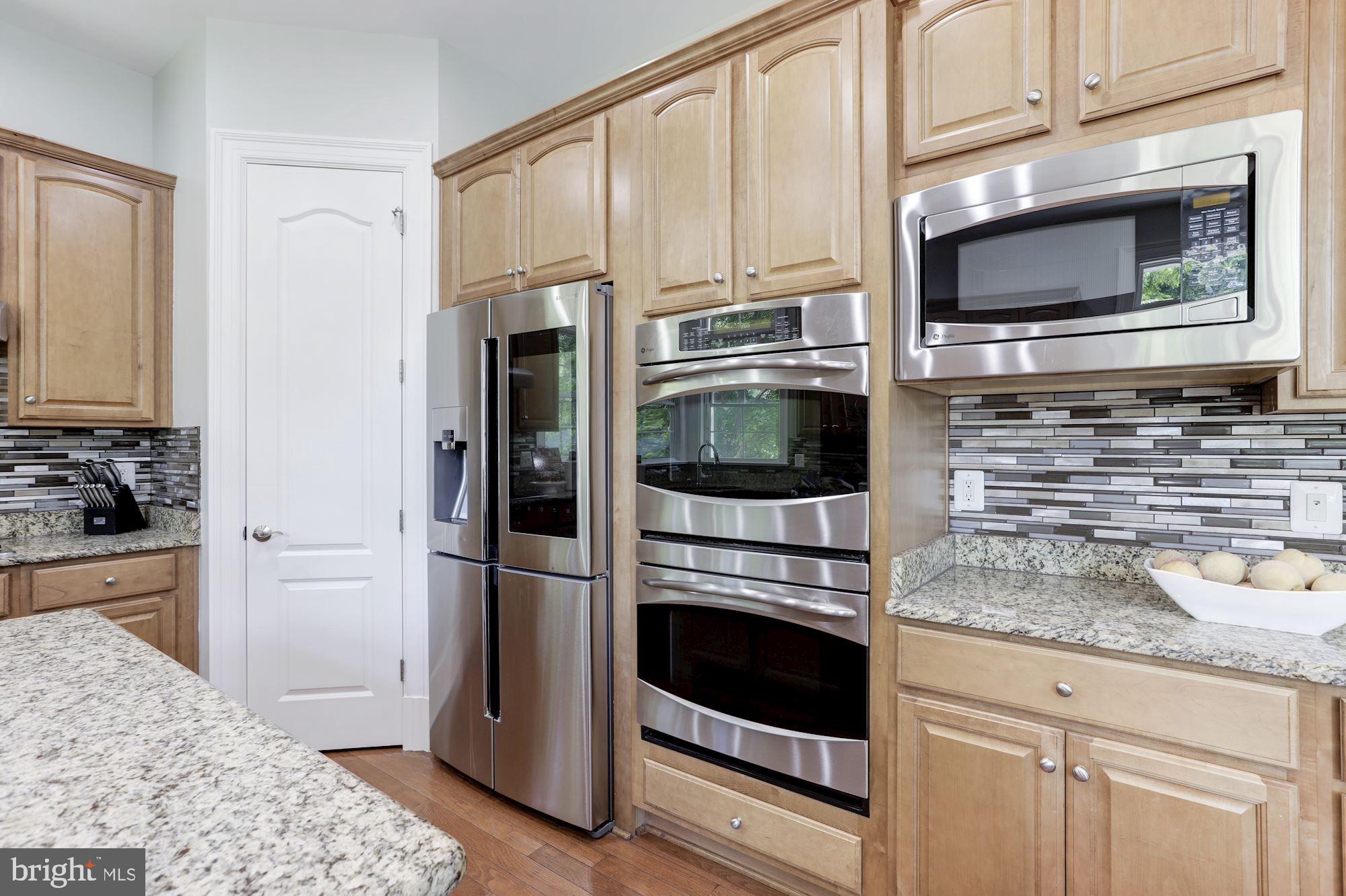 2196 Amber Meadows Drive Vienna, VA 22182 - Photo 15 of 43