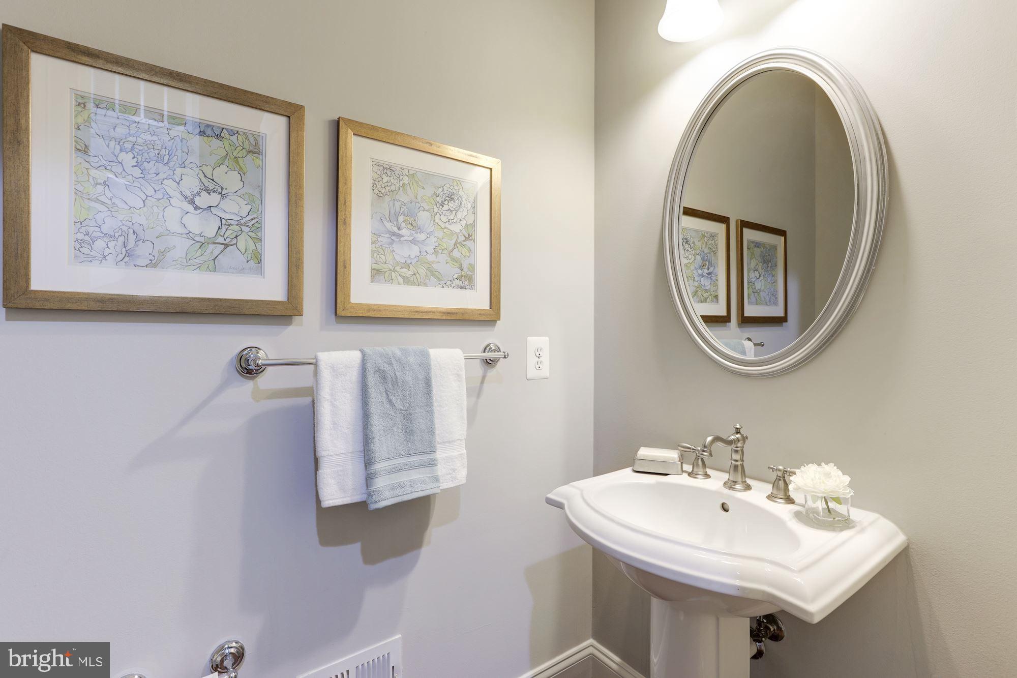 2196 Amber Meadows Drive Vienna, VA 22182 - Photo 18 of 43