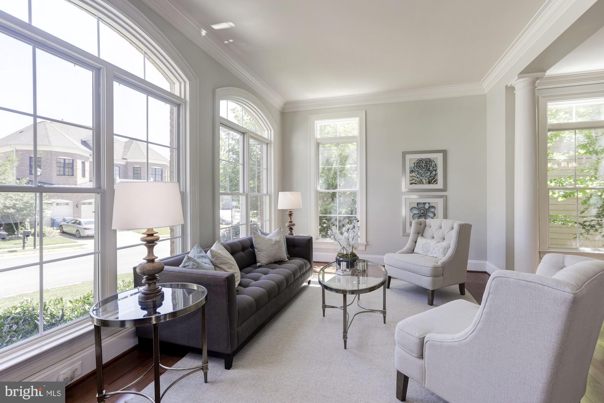 2196 Amber Meadows Drive Vienna, VA 22182 - Photo 7 of 43