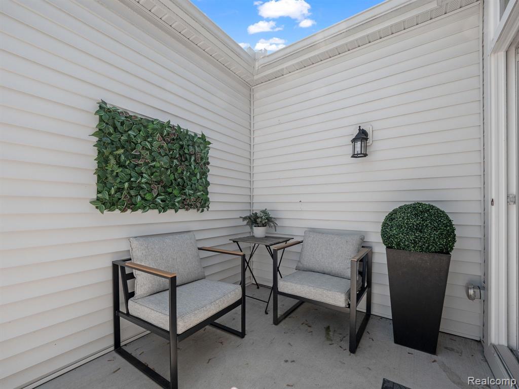 4310 Kent Road Royal Oak, MI 48073 - Photo 26 of 35