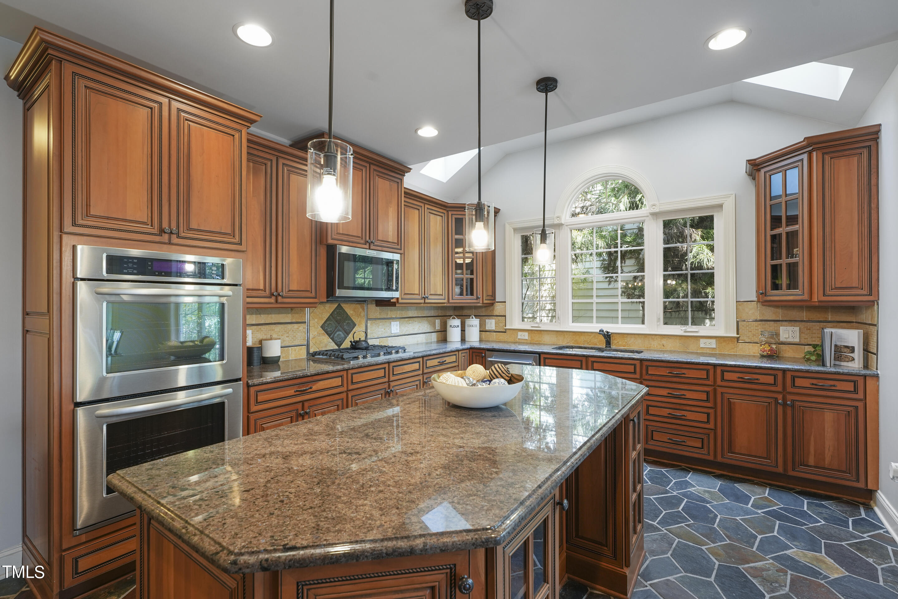 401 South Bend Drive Durham, NC 27713 - Photo 9 of 65 DSC04712