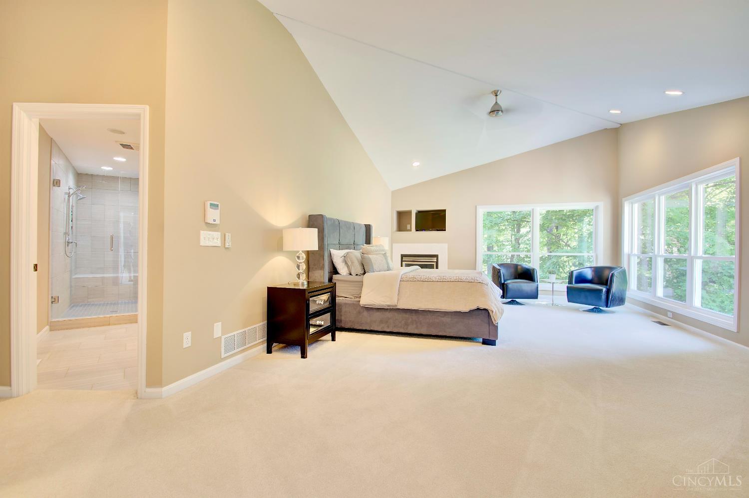 5995 Drake Road Cincinnati, OH 45243 - Photo 26 of 80