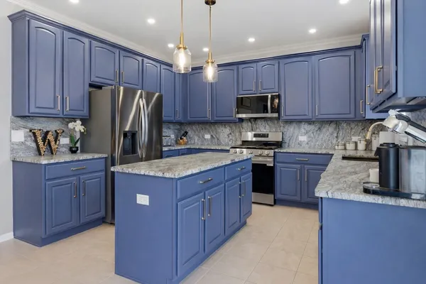 $489,900 | 2404 Sumac Drive, Yorkville, IL 60560