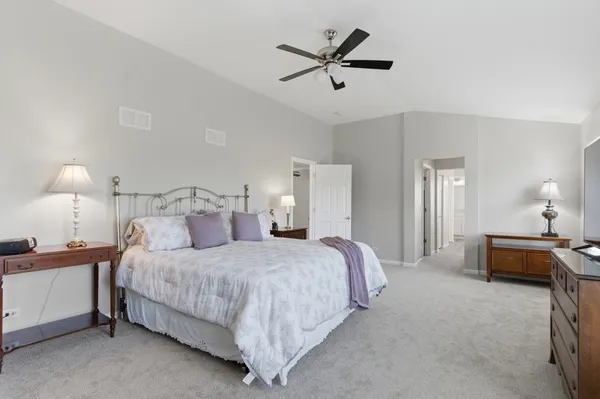 $489,900 | 2404 Sumac Drive, Yorkville, IL 60560