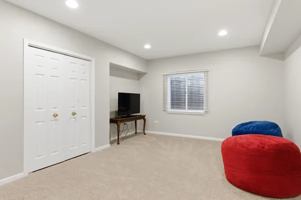 $489,900 | 2404 Sumac Drive, Yorkville, IL 60560