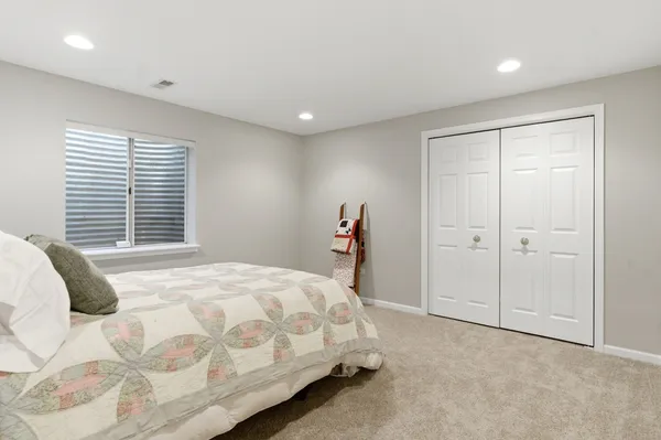 $489,900 | 2404 Sumac Drive, Yorkville, IL 60560