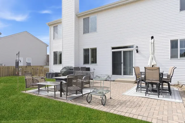 $489,900 | 2404 Sumac Drive, Yorkville, IL 60560