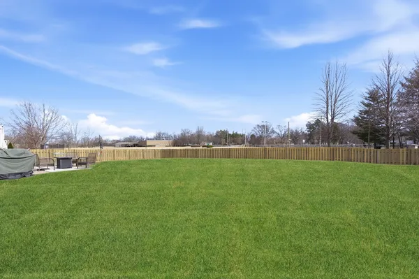 $489,900 | 2404 Sumac Drive, Yorkville, IL 60560