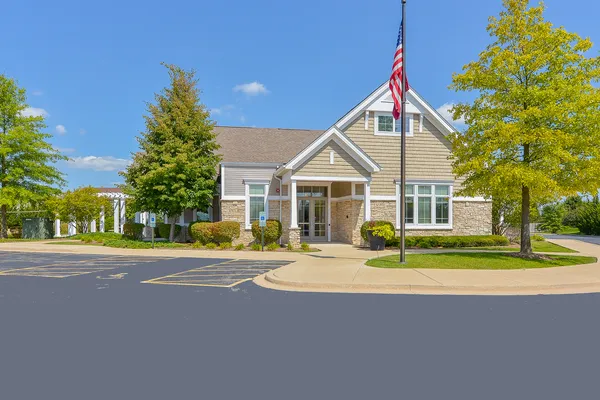 $489,900 | 2404 Sumac Drive, Yorkville, IL 60560