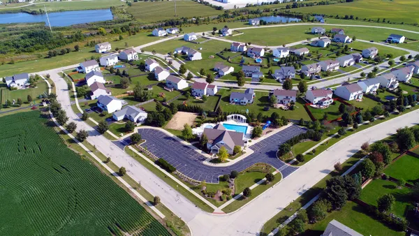 $489,900 | 2404 Sumac Drive, Yorkville, IL 60560