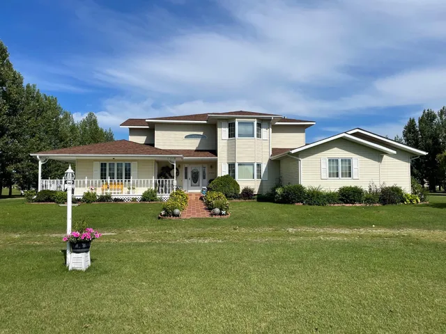 $389,900 | 29852 400th Avenue, Roseau, MN 56751