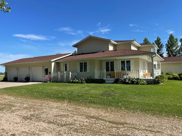 $389,900 | 29852 400th Avenue, Roseau, MN 56751