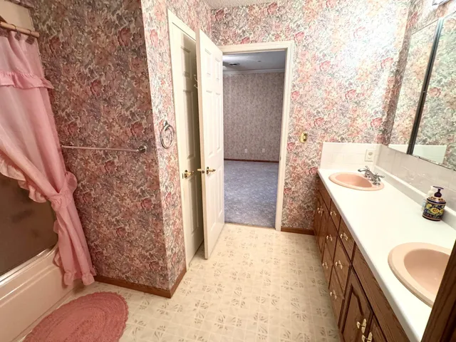 $389,900 | 29852 400th Avenue, Roseau, MN 56751