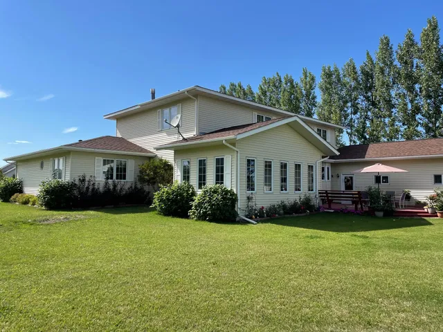 $389,900 | 29852 400th Avenue, Roseau, MN 56751