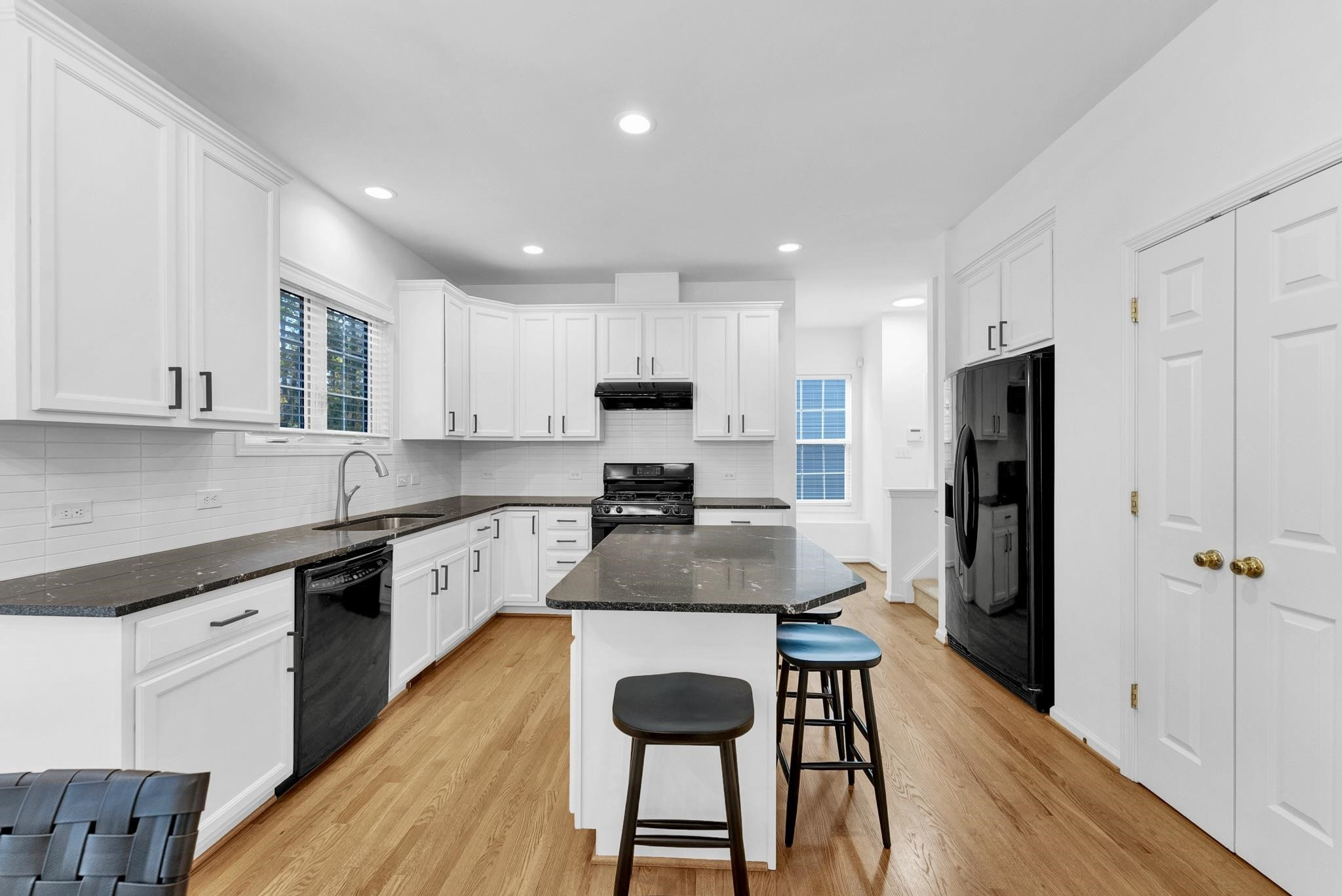 112 Timber Hitch Road Cary, NC 27513 - Photo 16 of 50 Updated beautifully and will always be on-trend! Kitchen