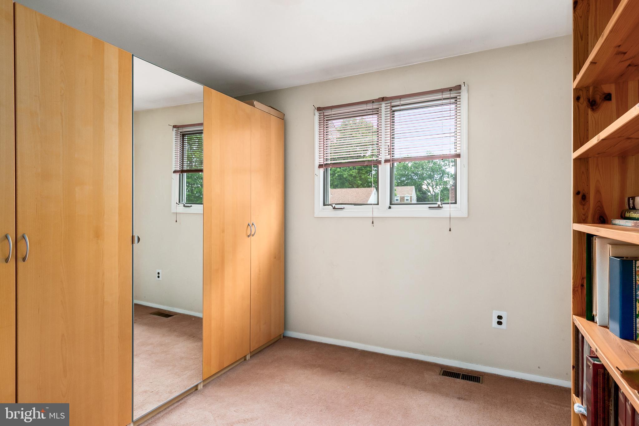 145 Coopers Kill Road Delran, NJ 08075 - Photo 23 of 32 Bedroom 3