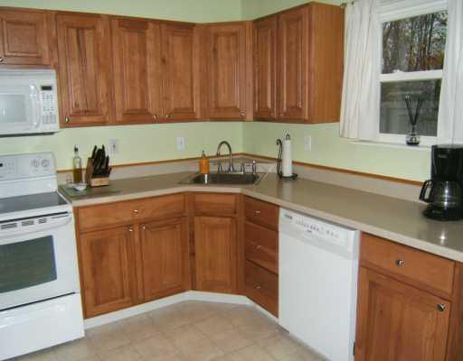4732 Bayfield Road Allison Park, PA 15101 - Photo 4 of 8 Kitchen.