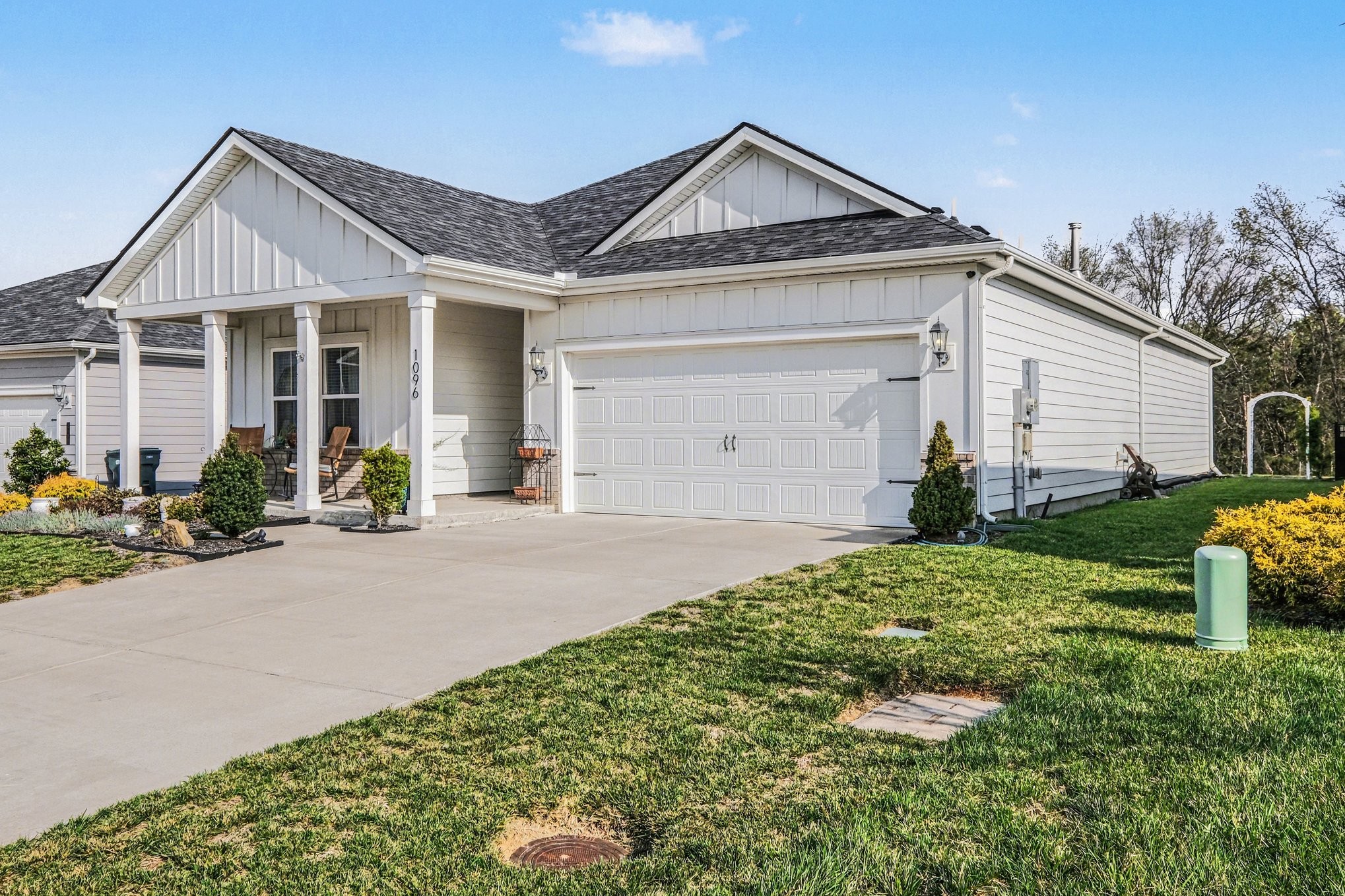 1096 Holland Ridge Way Lebanon, TN 37090 - Photo 2 of 26