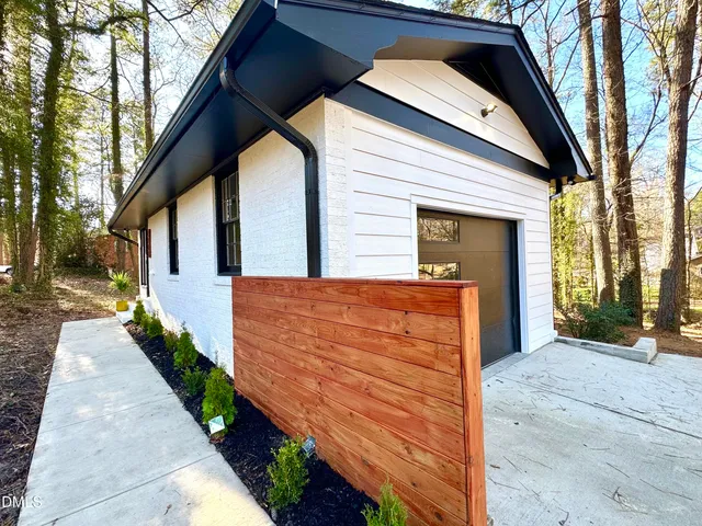 $775,000 | 3903 Kelly Drive, Durham, NC 27707