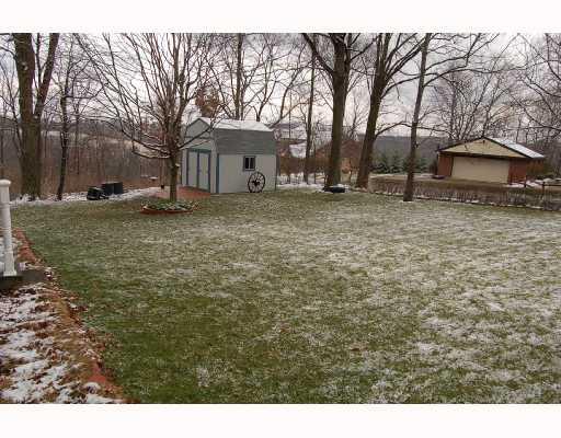 5056 West Harbison Road Pittsburgh, PA 15205 - Photo 8 of 8 Yard/Garden.