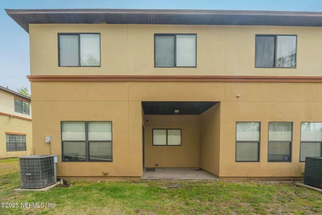 $1,825 | 5340 Brighton Park Lane, Jacksonville, FL 32210