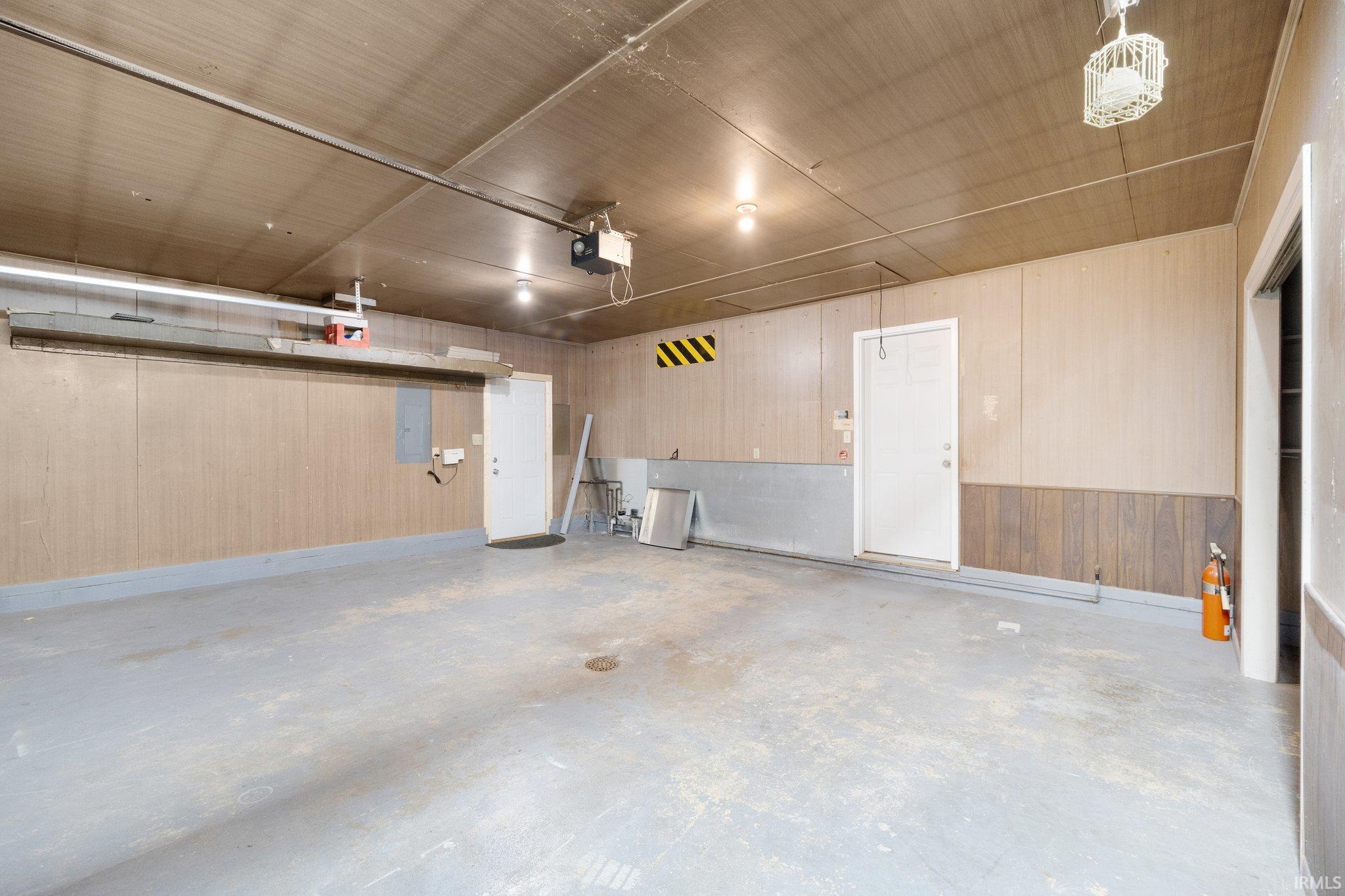 5705 Riviera Drive Fort Wayne, IN 46825 - Photo 27 of 35 Gallery Image 27
