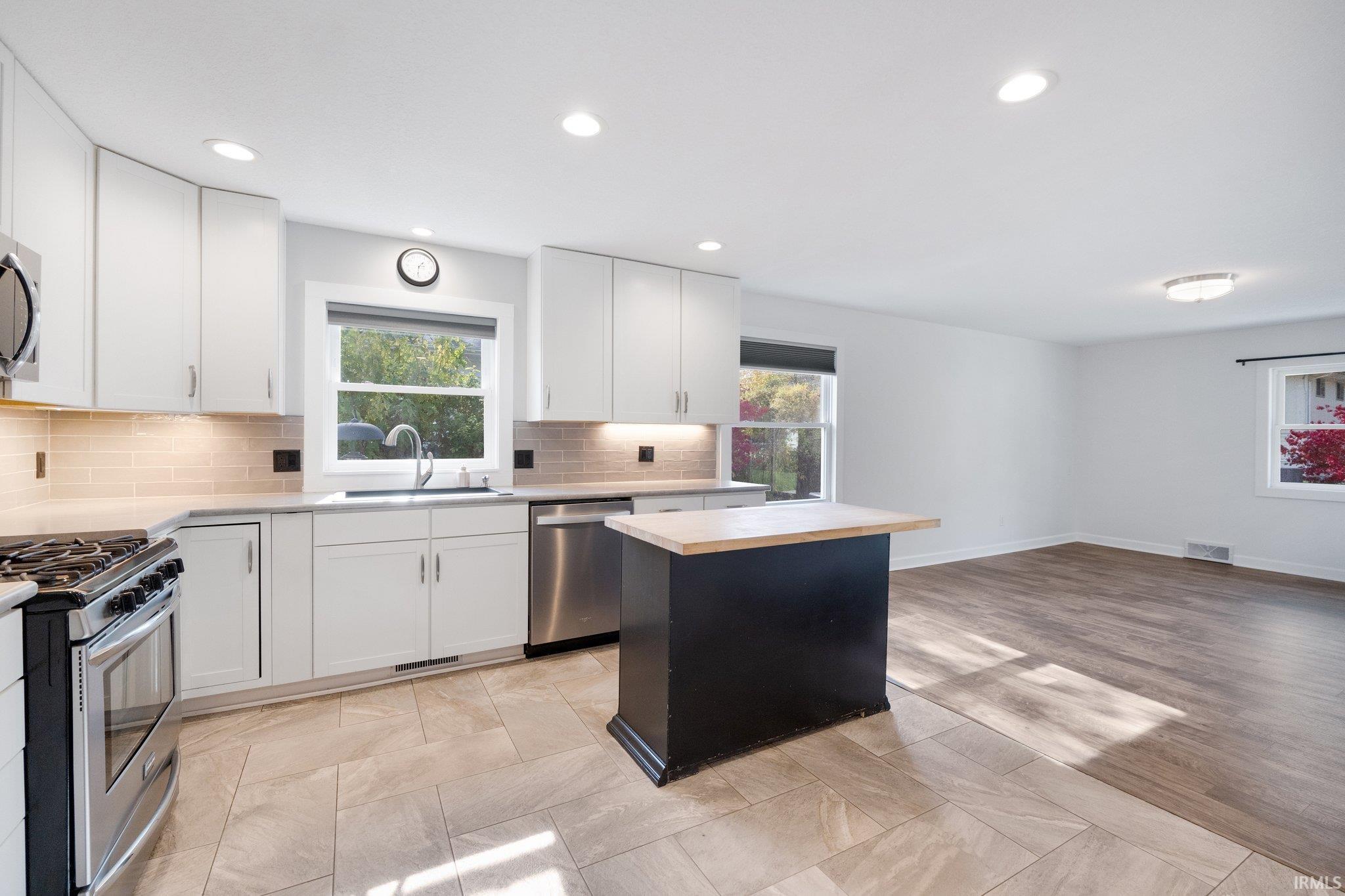 5705 Riviera Drive Fort Wayne, IN 46825 - Photo 5 of 35 Gallery Image 5